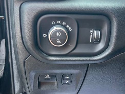 Used 2022 RAM 1500 Big Horn AWD/4WD image 27