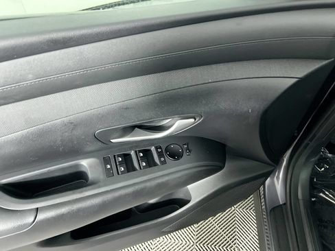 Used 2025 Hyundai Tucson SEL AWD/4WD image 9