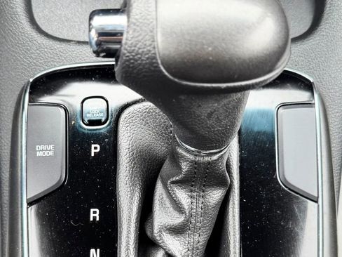 Used 2018 Kia Forte LX w/ LX Popular Package FWD image 18