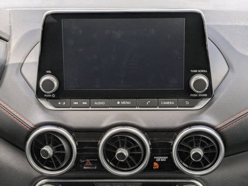 Used 2025 Nissan Sentra SR w/ SR Premium Package FWD image 20