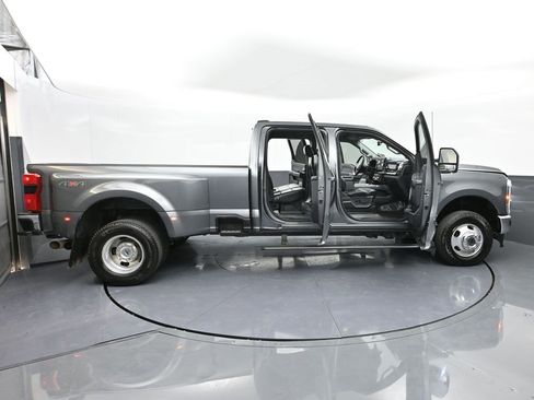 Used 2024 Ford F350 Lariat w/ Lariat Ultimate Package image 50