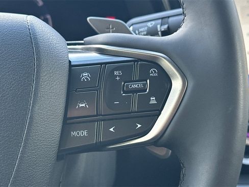 Used 2025 Lexus RZ 300e image 29