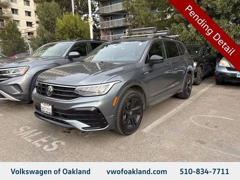 Used 2024 Volkswagen Tiguan SE R-Line image 1