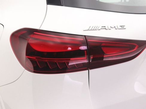 Certified 2025 Mercedes-Benz GLA 35 AMG 4MATIC image 21