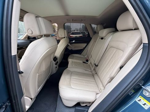Used 2018 Audi Q5 2.0T Premium Plus AWD/4WD image 5