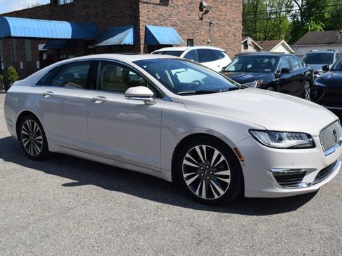 Used 2020 Lincoln MKZ Reserve w/ Elements Package AWD/4WD image 4