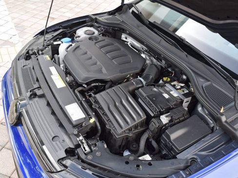 Used 2025 Volkswagen Golf R Black Edition AWD/4WD image 92