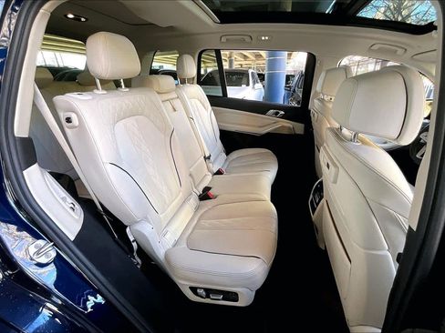 Used 2022 BMW X7 xDrive40i w/ Premium Package image 20