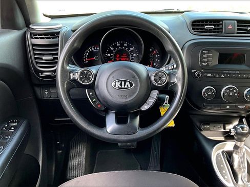 Used 2015 Kia Soul image 5