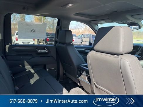 New 2026 GMC Sierra 2500 SLT w/ SLT Premium Package AWD/4WD image 17