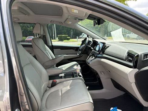 Used 2023 Honda Odyssey Elite image 10
