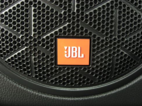 Used 2023 Toyota RAV4 XLE Premium image 20