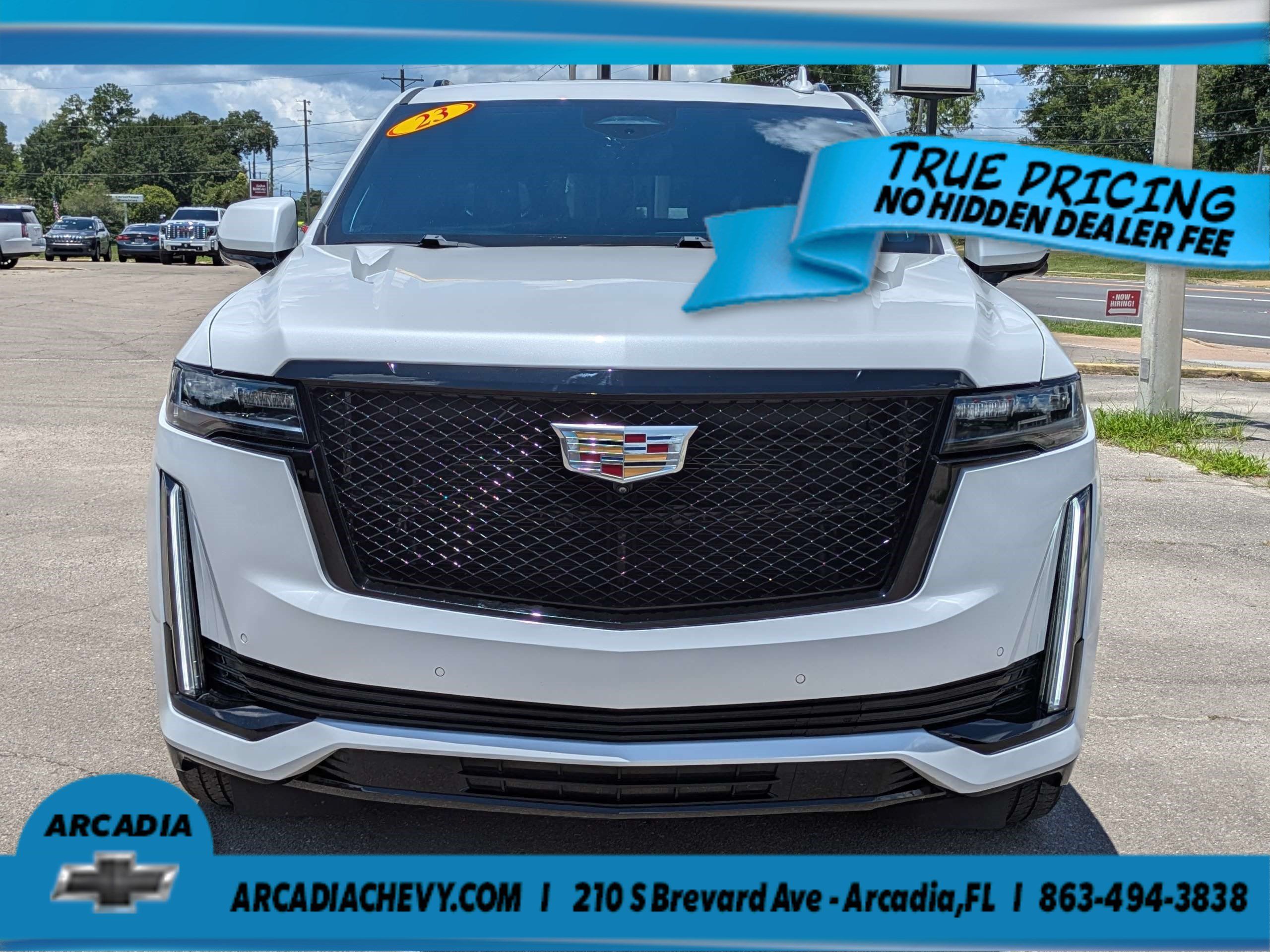Used 2023 Cadillac Escalade ESV Sport Platinum RWD image 9
