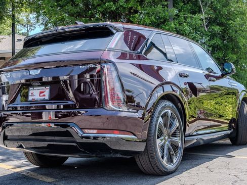 Used 2026 Cadillac Escalade IQ Sport 2 AWD/4WD image 31