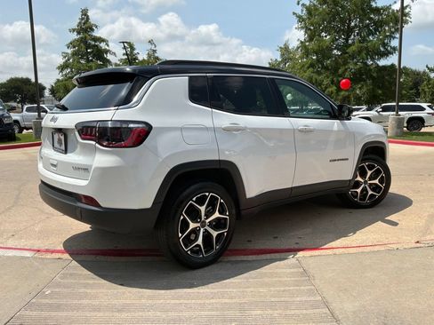 Used 2025 Jeep Compass Limited AWD/4WD image 6
