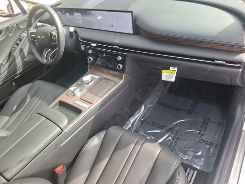 Used 2025 Genesis G80 2.5T Advanced image 22
