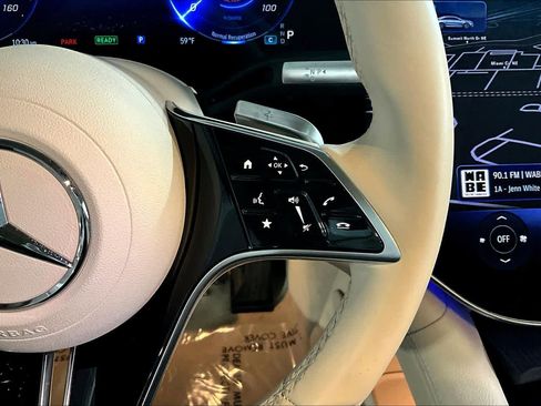 Used 2023 Mercedes-Benz EQS 580 4MATIC Sedan image 24