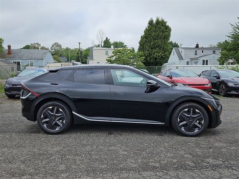 New 2025 Kia EV6 Light image 5