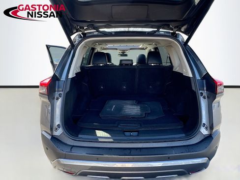 Used 2023 Nissan Rogue SL image 33