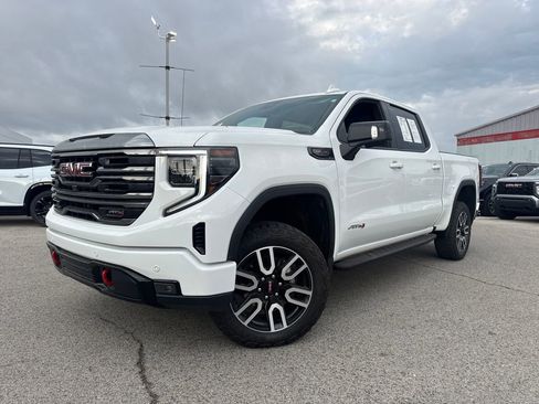 Used 2024 GMC Sierra 1500 AT4 w/ Technology Package AWD/4WD image 1