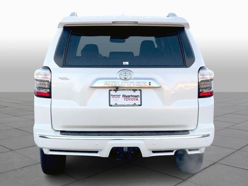 Used 2023 Toyota 4Runner Limited image 4