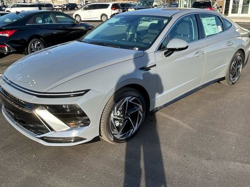 New 2026 Hyundai Sonata SEL FWD image 1