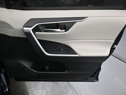 Certified 2024 Toyota RAV4 XLE image 35