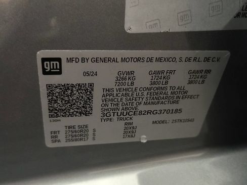 Used 2024 GMC Sierra 1500 Elevation w/ X31 Off-Road Package AWD/4WD image 17