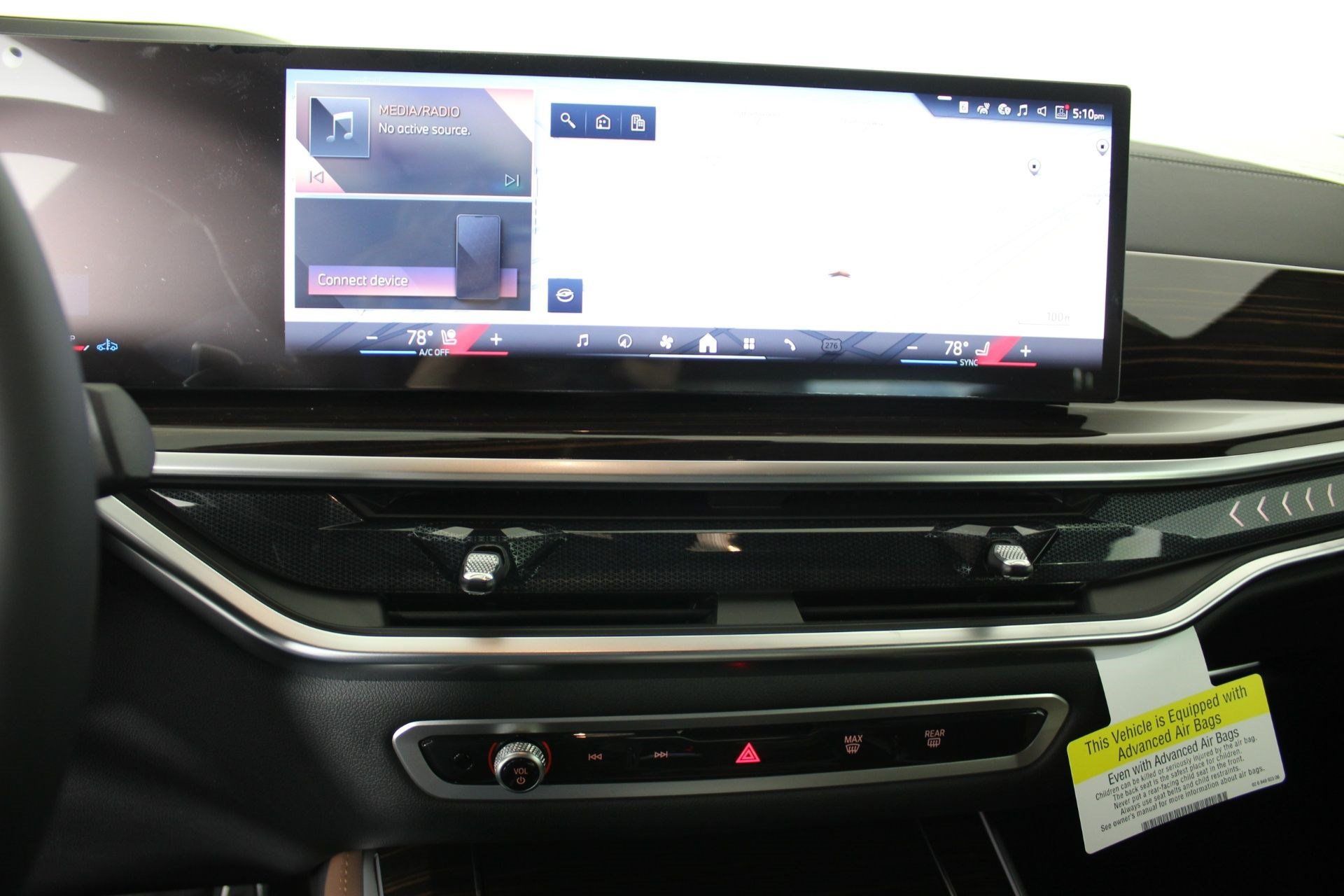 Used 2026 BMW X5 sDrive40i w/ M Sport Package RWD image 27