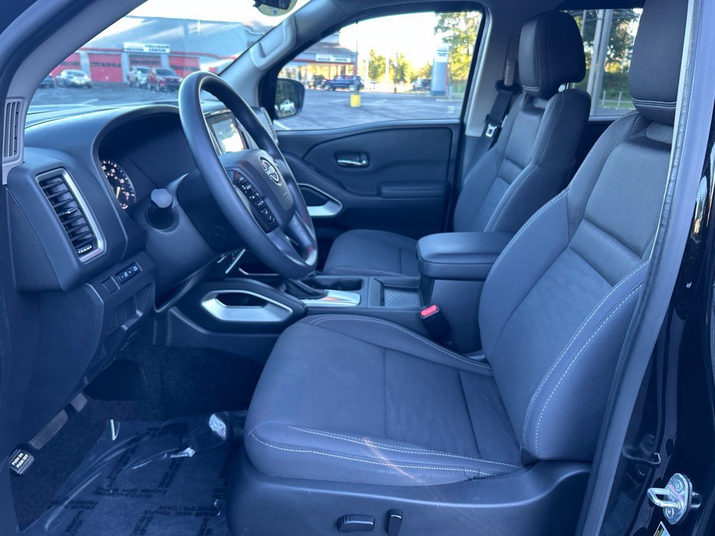 Used 2023 Nissan Frontier SV w/ Technology Package AWD/4WD image 10