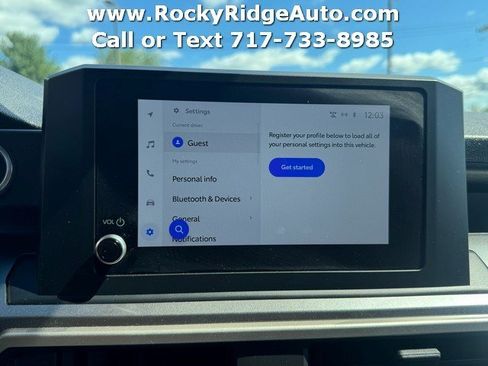 Used 2025 Toyota 4Runner SR5 AWD/4WD image 16