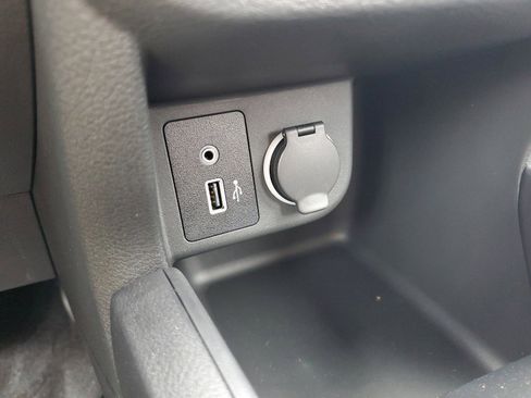 New 2024 Nissan Kicks S image 23