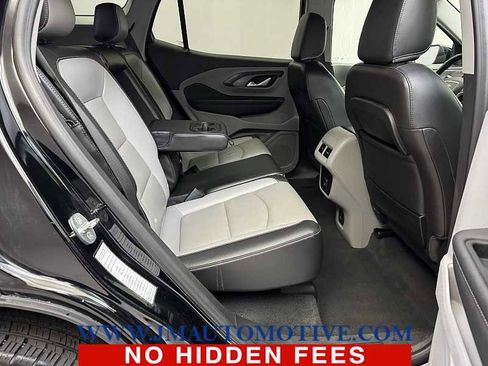 Used 2022 GMC Terrain SLT image 17