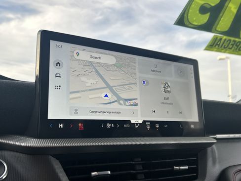 Used 2025 Ford Explorer ST image 17