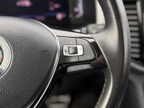 Used 2019 Volkswagen Atlas SEL R-Line image 18