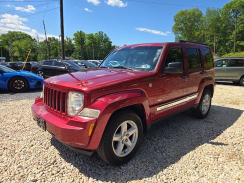 Used 2012 Jeep Liberty Sport AWD/4WD image 2