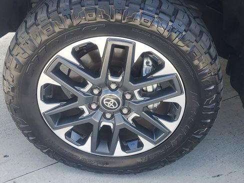 Certified 2025 Toyota Tundra Limited image 4