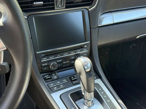Used 2015 Porsche 911 Targa 4S image 20