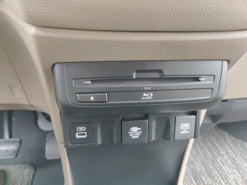 Used 2022 Honda Odyssey Elite image 23