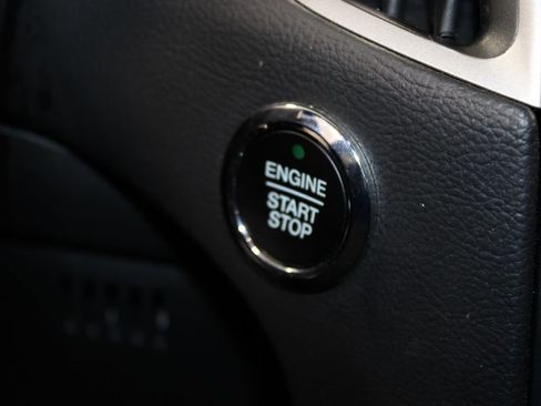 Used 2022 Ford Edge SE w/ Black Appearance Package image 24