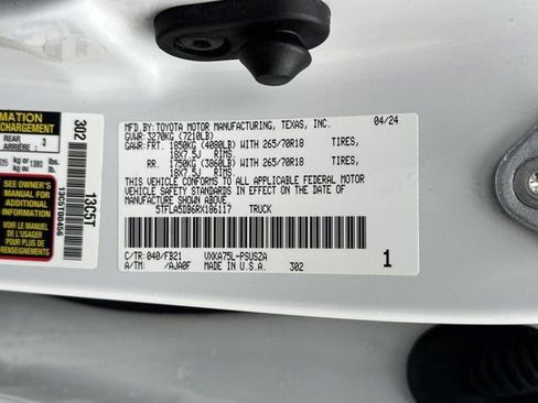 Used 2024 Toyota Tundra SR5 image 31