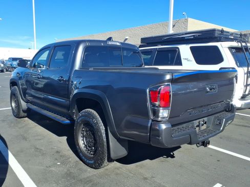 Certified 2023 Toyota Tacoma TRD Off-Road image 4