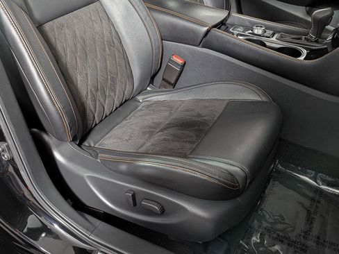 Used 2023 Nissan Maxima SR w/ Sport Mat Group image 29