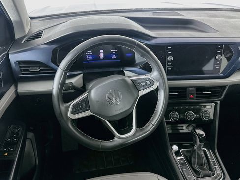 Used 2024 Volkswagen Taos SE AWD/4WD image 18