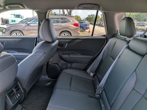 Used 2026 Subaru Outback Premium AWD/4WD image 15