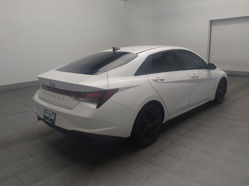 Used 2021 Hyundai Elantra SEL FWD image 9