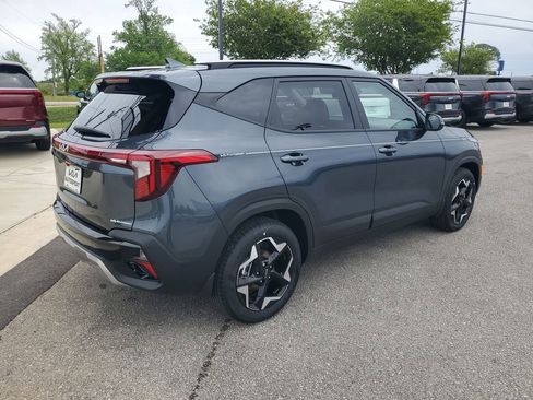 New 2026 Kia Seltos S image 4
