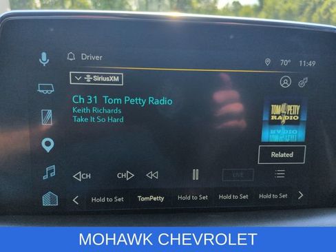 Used 2023 Chevrolet Suburban Z71 w/ Luxury Package AWD/4WD image 13