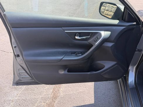 Used 2016 Nissan Altima 2.5 S w/ Power Driver Seat Package FWD image 26