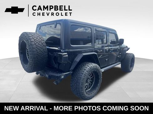 Used 2020 Jeep Wrangler Unlimited Sahara AWD/4WD image 5